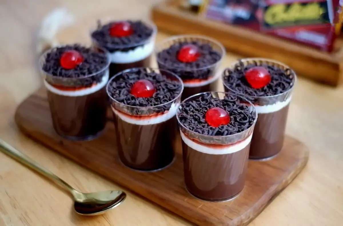BLACKFOREST PUDDING